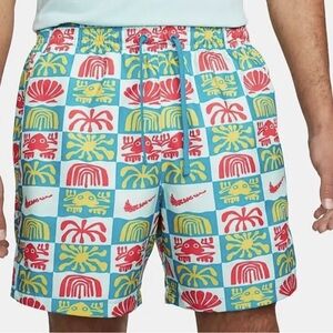 New men nike swimsuit, shorts, size small man Nike